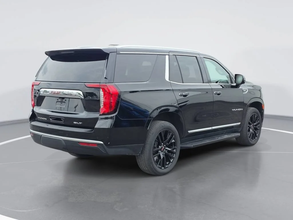 Certified Used 2023 Onyx Black GMC SLT image 3