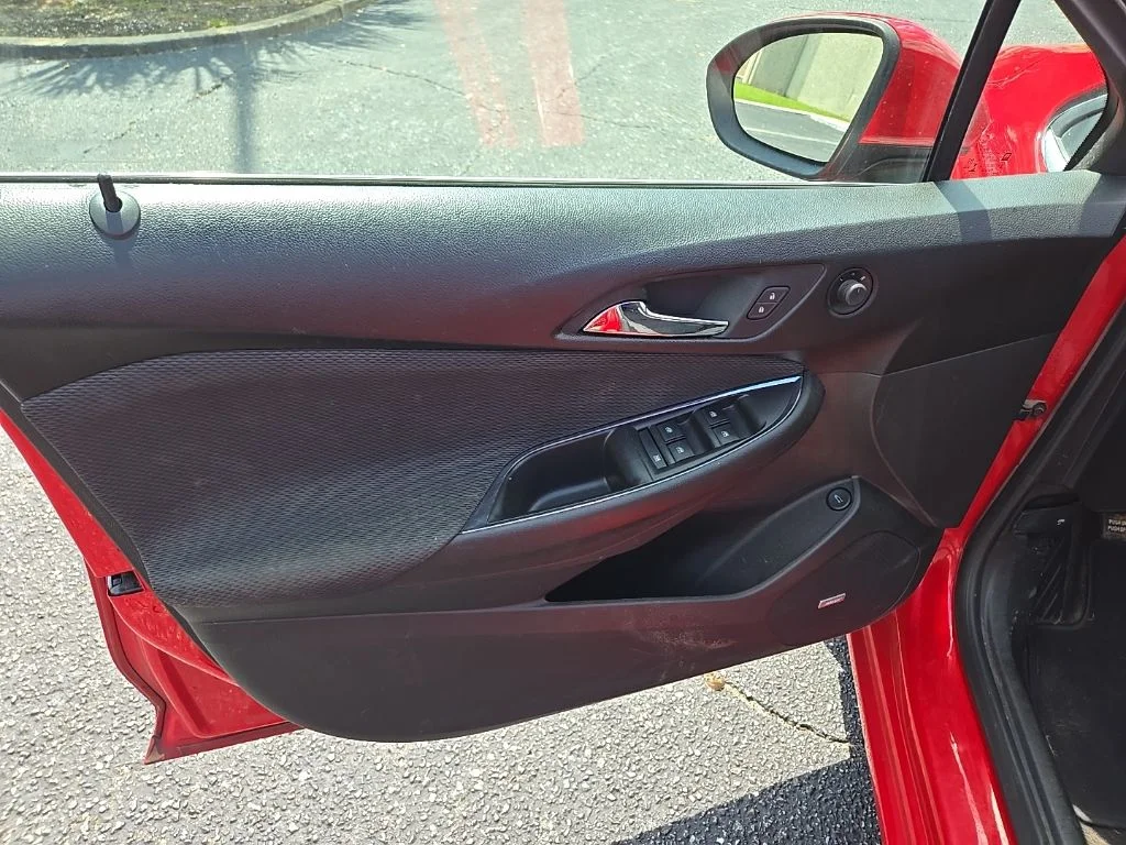 Used 2017 Red Chevrolet LT image 11