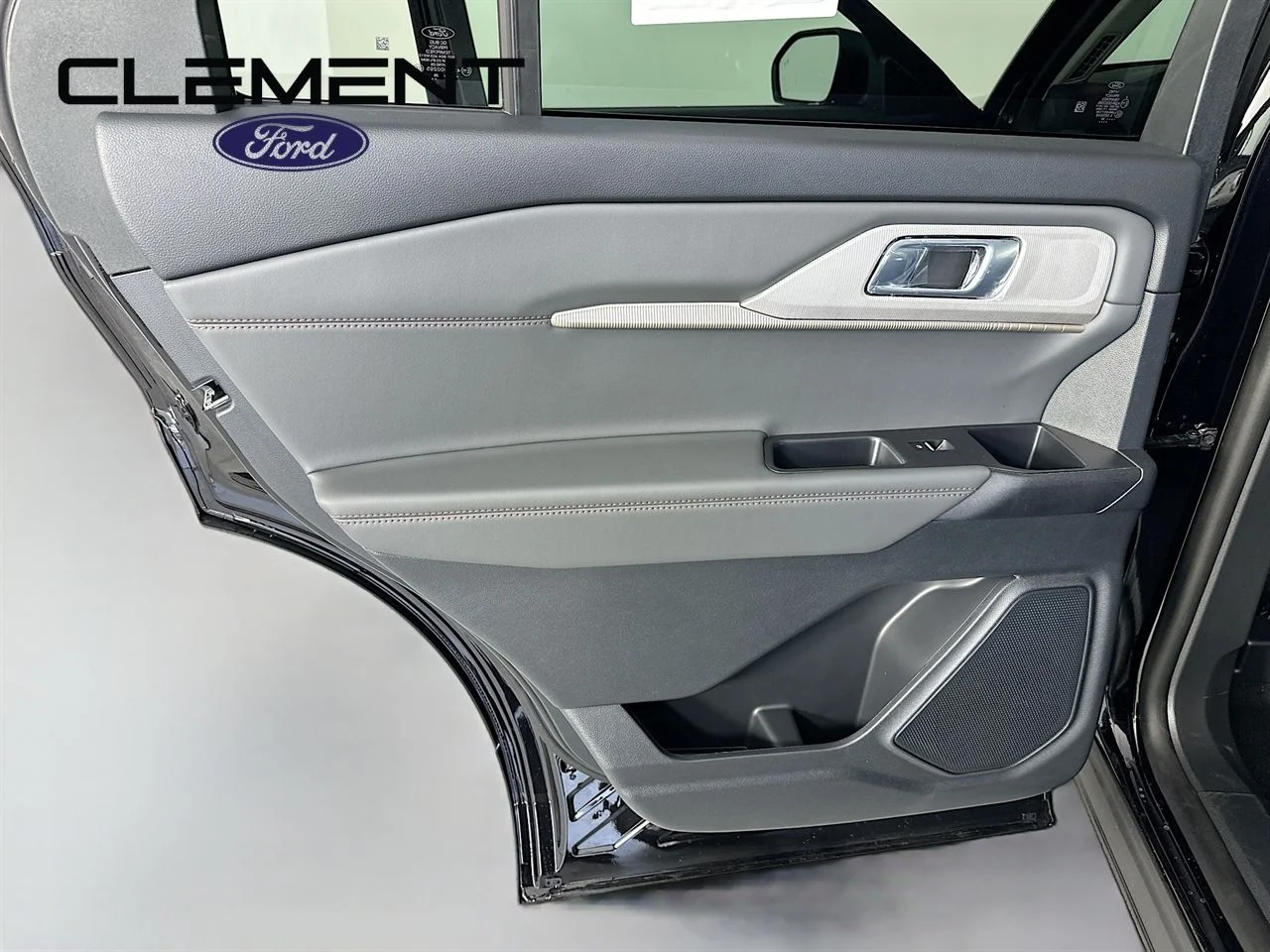 New 2026 Agate Black Metallic Ford Active image 27