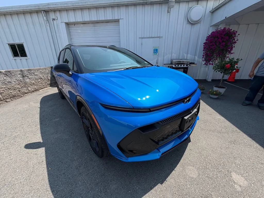 2026 Chevrolet Equinox EV RS - Photo 7