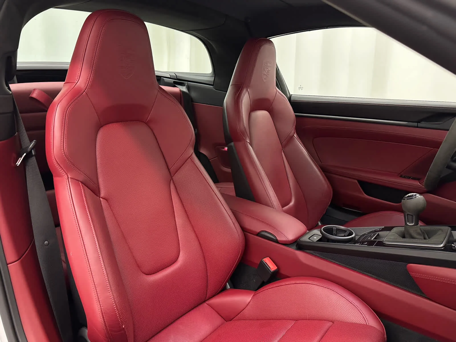 2022 Porsche 911 GTS - Photo 24