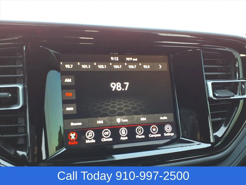 Used 2023 Black Dodge SXT Launch Edition RWD image 18