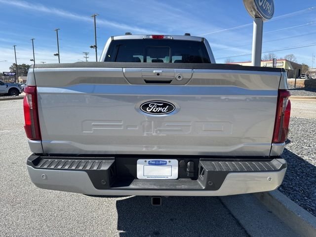New 2026 Iconic Silver Metallic Ford XLT image 10