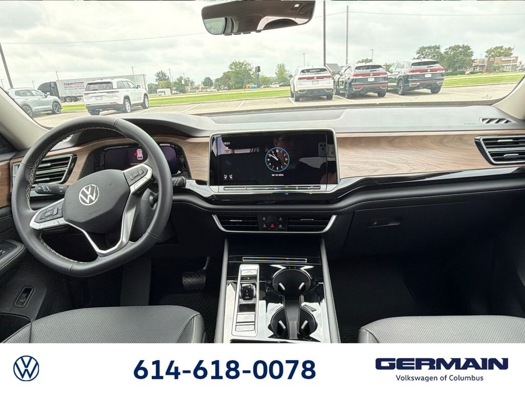 New 2026 Opal White Pearl Volkswagen 2.0T SE w/Technology image 12