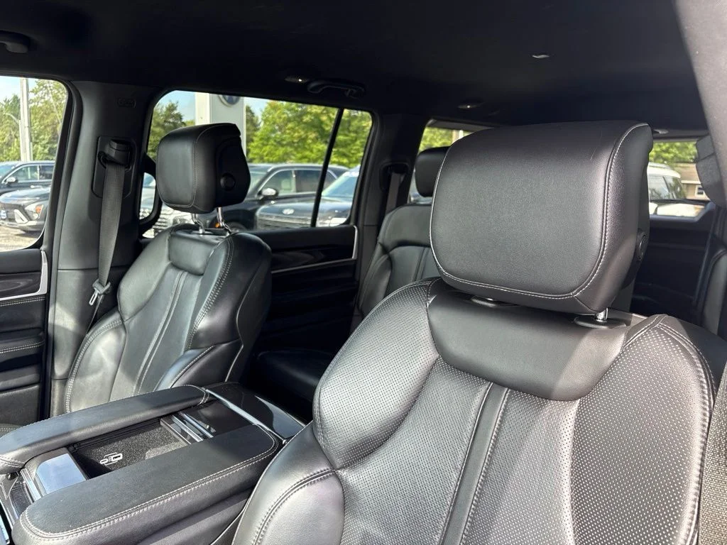 Used 2022 Bright White Clearcoat Jeep Series I image 13