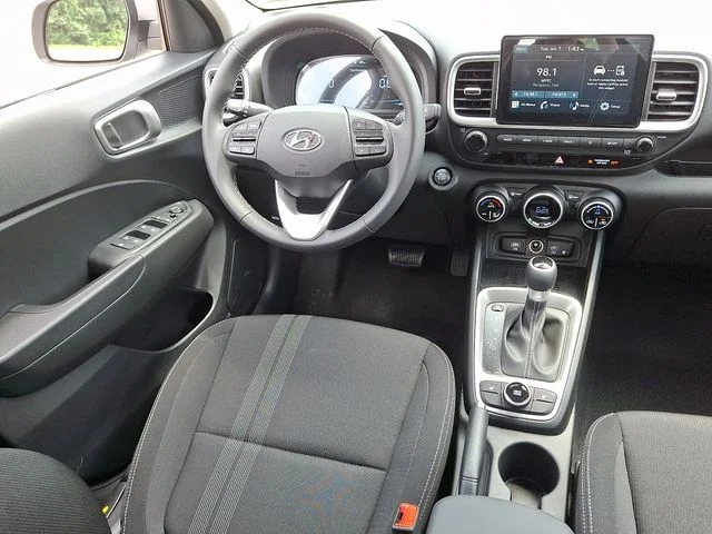 New 2026 Silver Hyundai SEL image 9