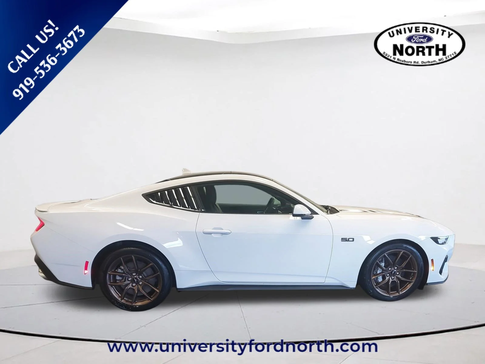 Used 2024 Oxford White Ford GT Premium image 6