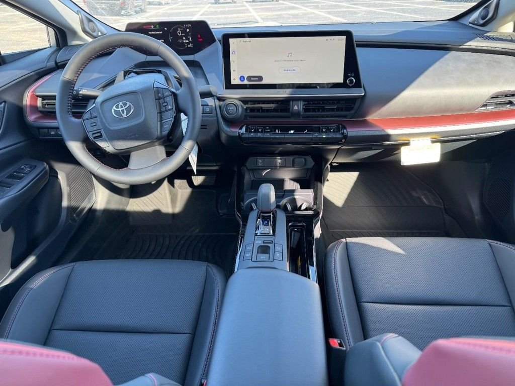 2026 Toyota Prius Plug-in Hybrid XSE Premium - Photo 7