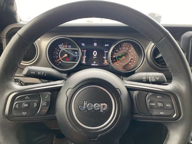 Used 2023 Green Jeep Willys image 13