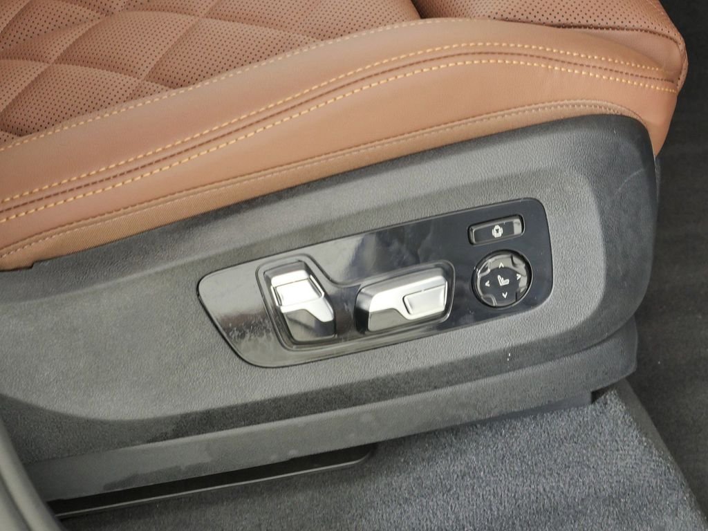New 2026 Tanzanite Blue II Metallic BMW xDrive40i image 22