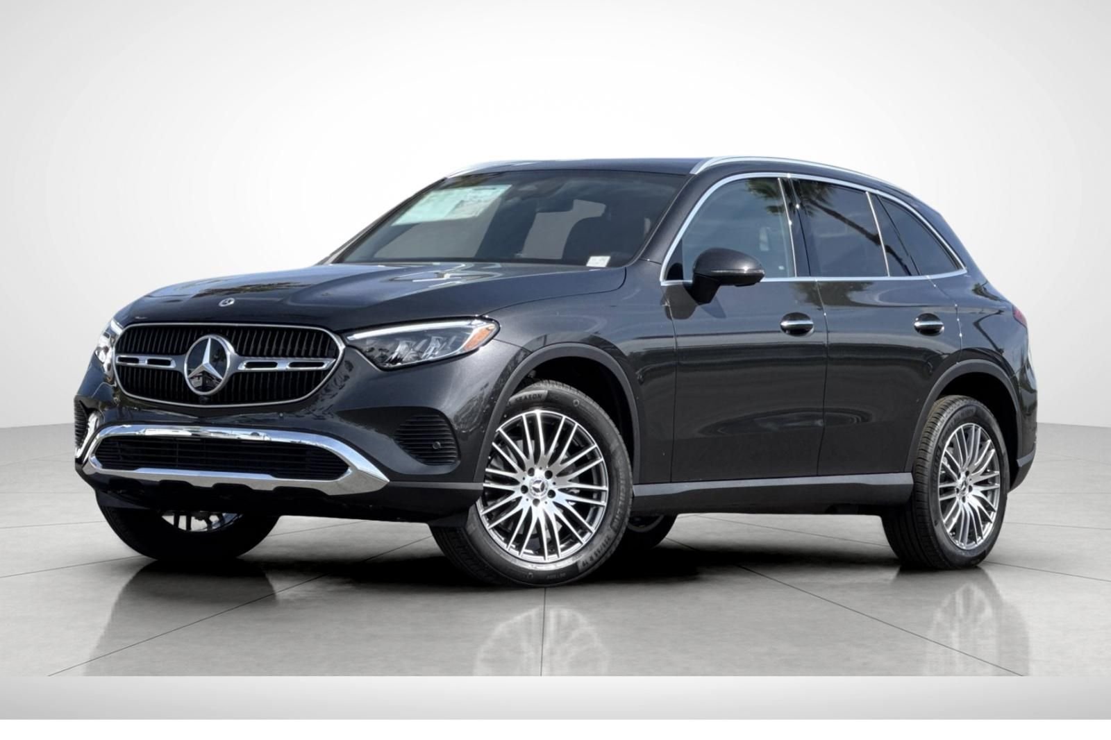 Courtesy Vehicle 2026 GLC 300 SUV 