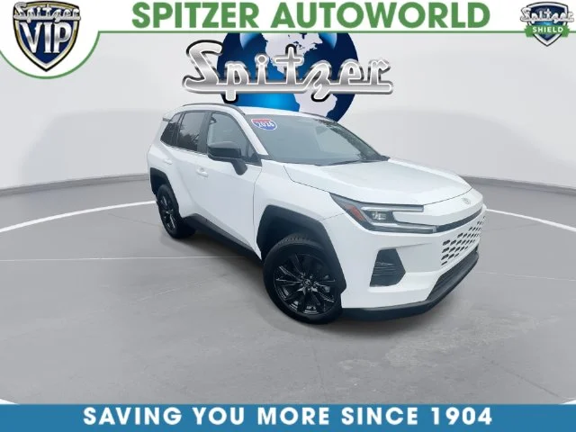 Used 2026 Off-white Toyota XLE Premium image 3