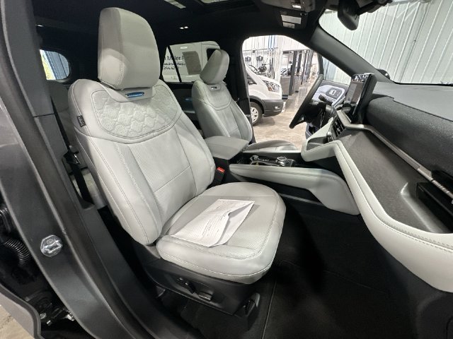 New 2027 Carbonized Gray Metallic Ford Platinum™ image 32