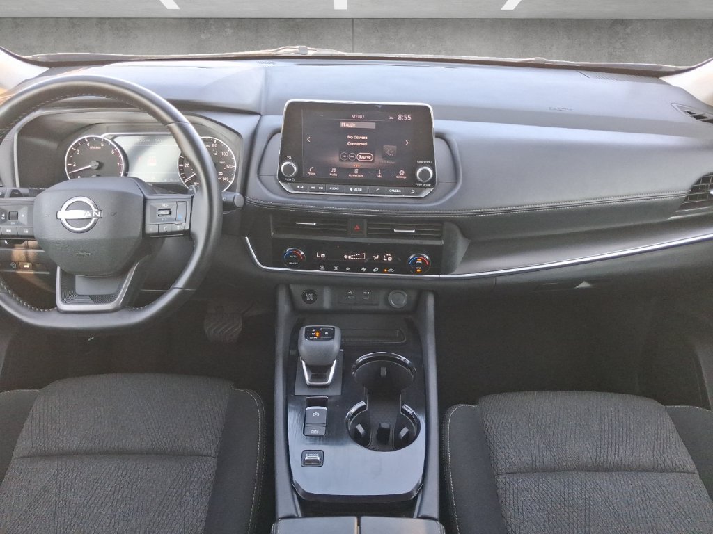 Certified Used 2025 Beige/tan Nissan SV image 3