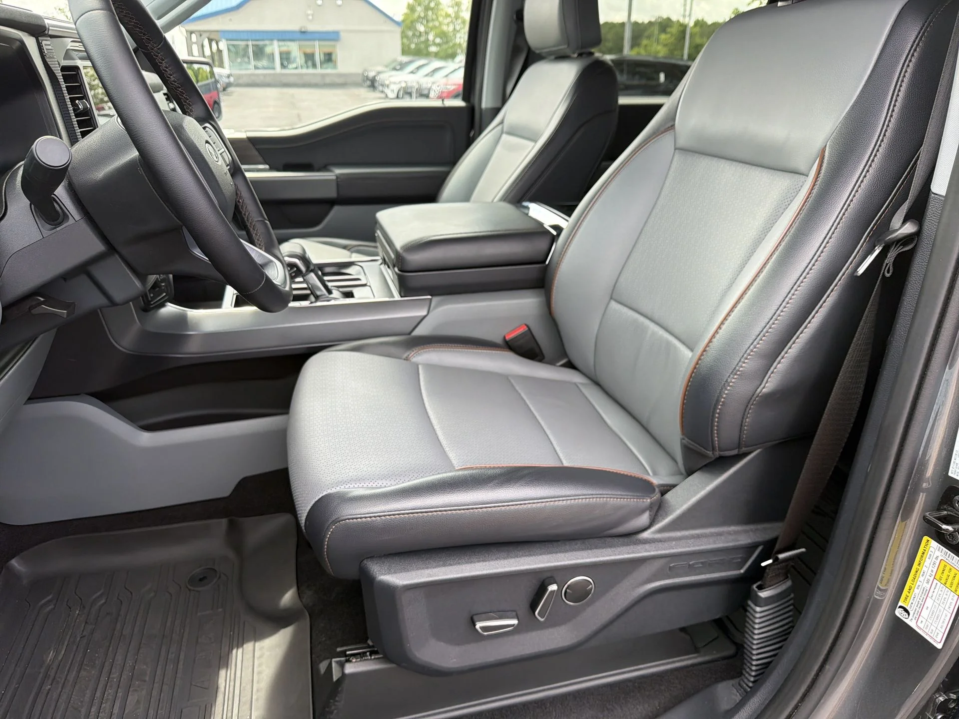 Certified Used 2025 Gray Metallic Ford Lariat image 22