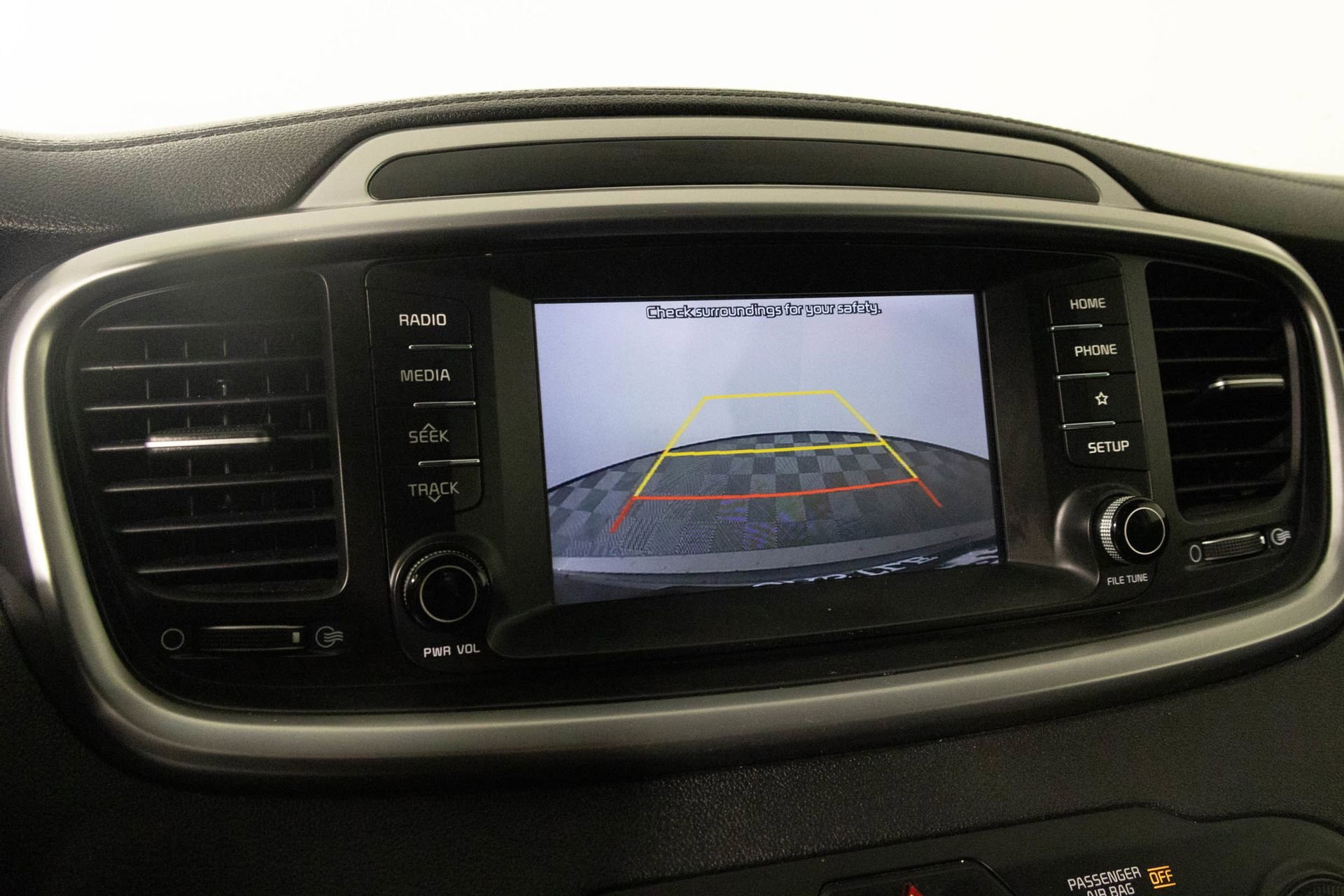 2019 KIA SORENTO - Image 6