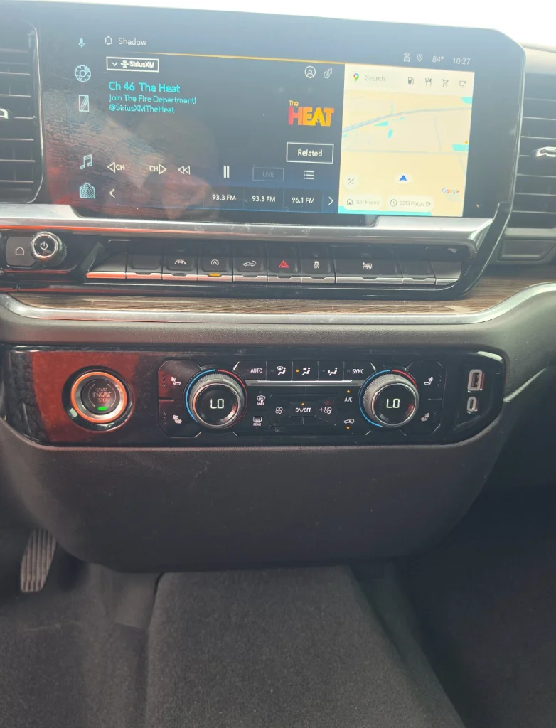 Used 2023 Gray Chevrolet LT image 6