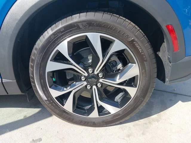 Used 2025 Blue Ford Select image 31