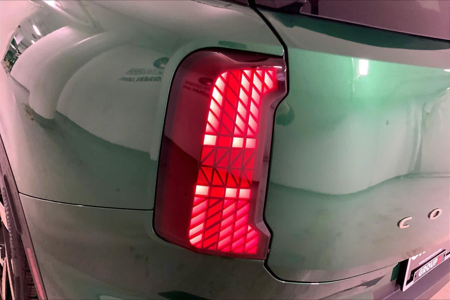Certified Used 2025 British Racing Green IV Metallic MINI S image 28