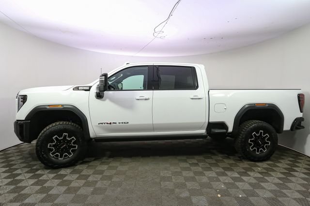 Used 2024 White GMC AT4X image 6