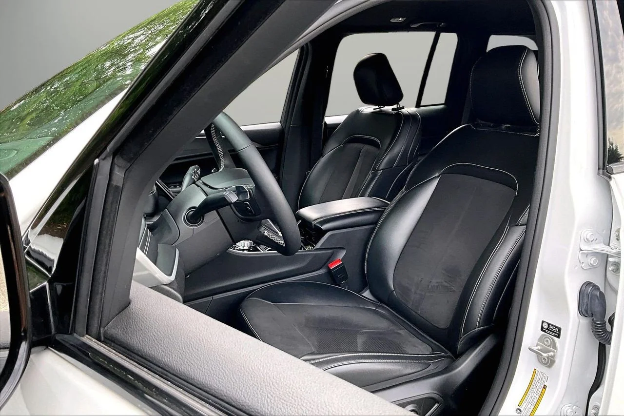 Used 2023 White Jeep Altitude X image 20