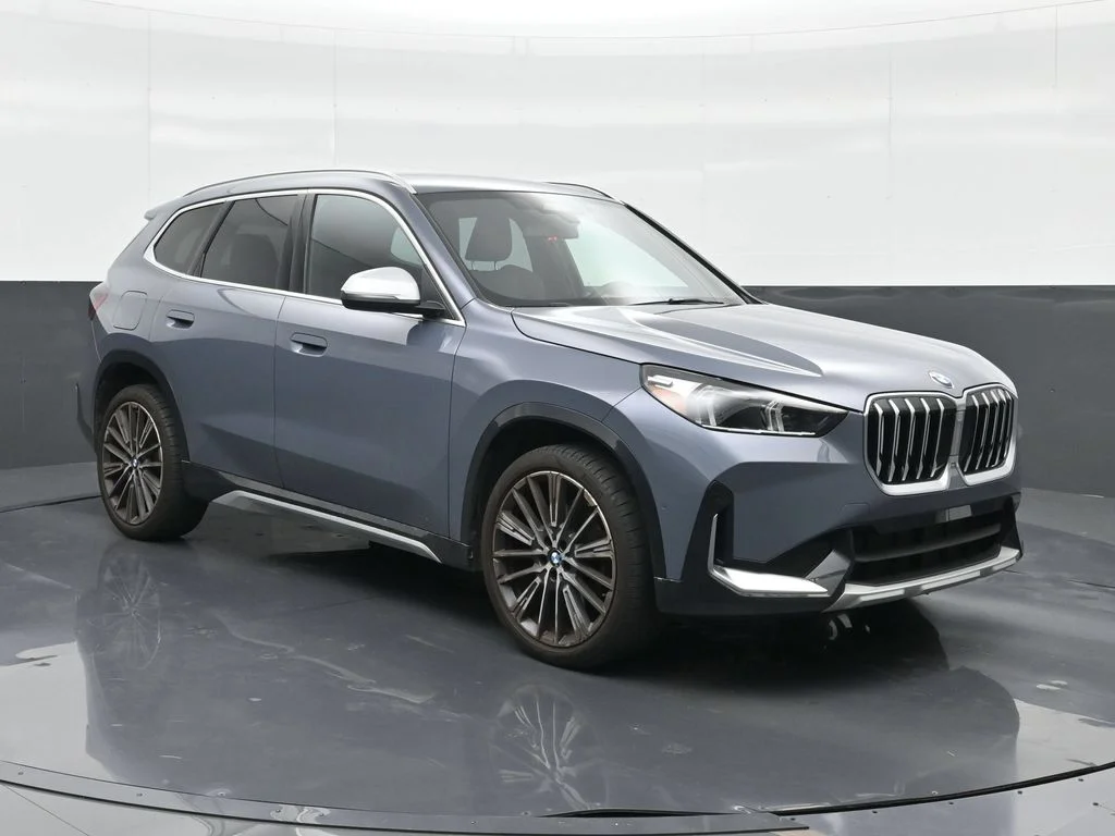 Certified Used 2024 Storm Bay Metallic BMW xDrive28i image 4