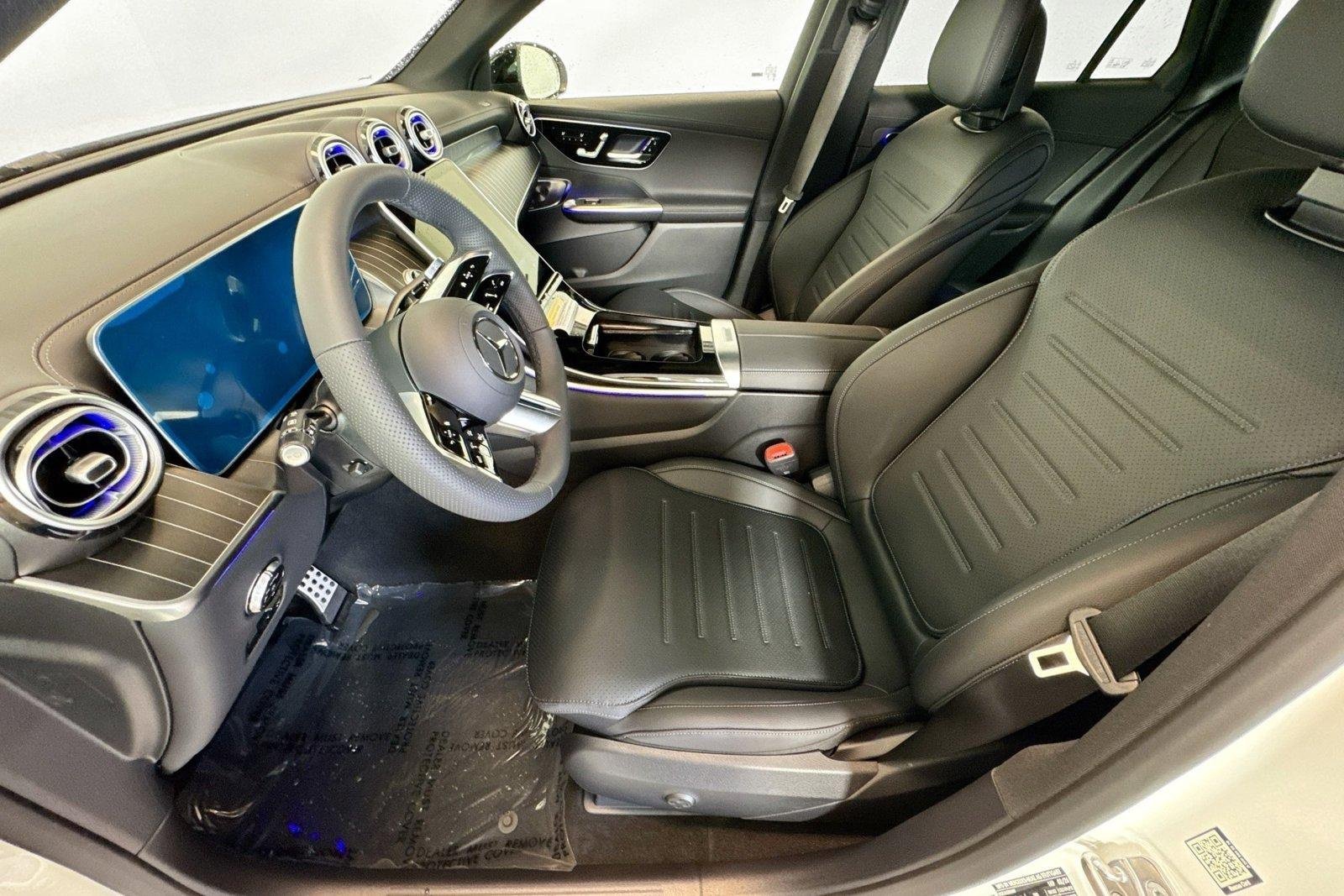 New 2026 Polar White Mercedes-Benz GLC 300 image 18