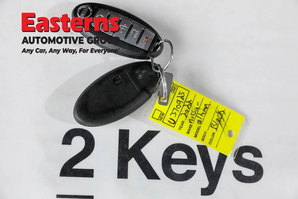 Used 2022 Black Nissan 2.5 SR image 22