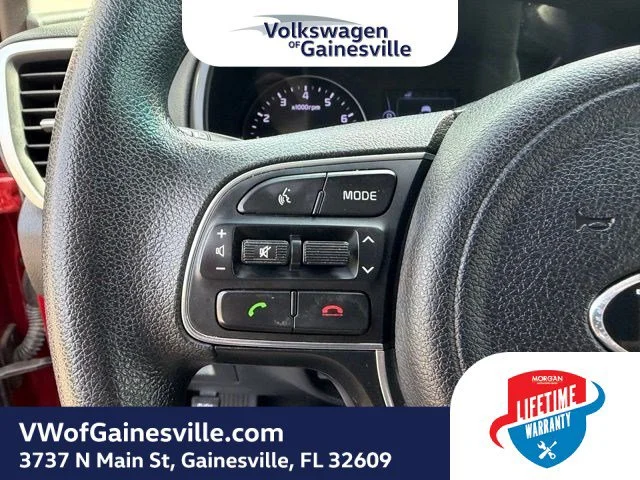 Used 2018 Hyper Red Kia LX image 23