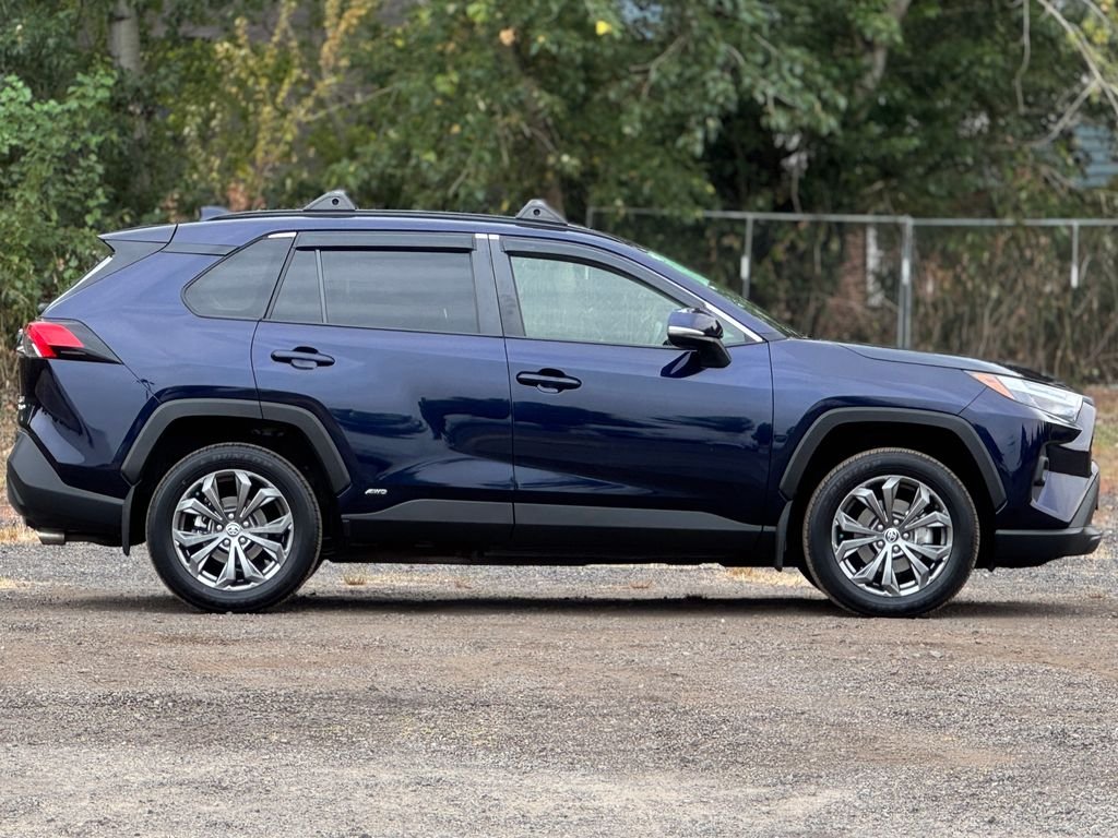 Used 2024 Blueprint Toyota XLE Premium image 7
