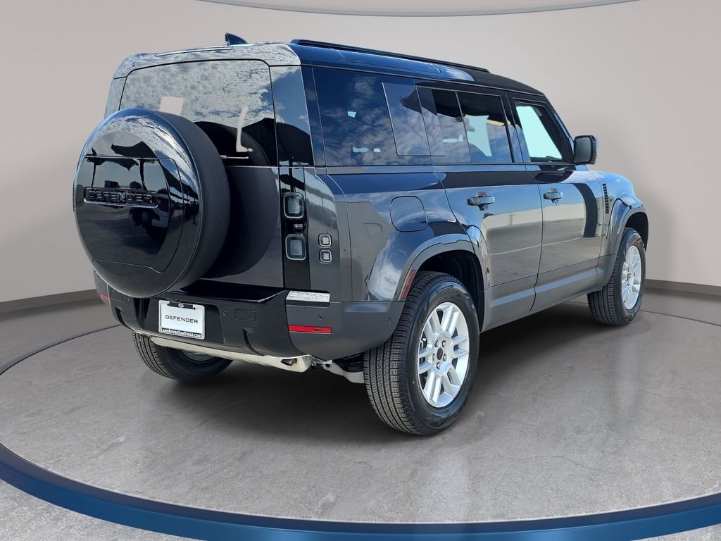 New 2026 Carpathian Grey Land Rover S image 5