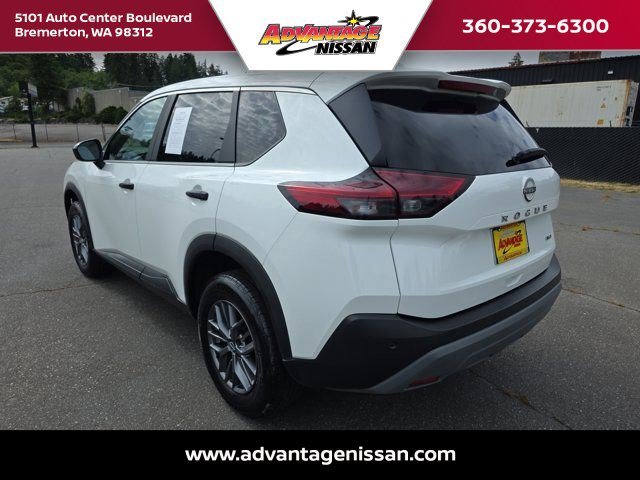 Used 2023 Glacier White Nissan S image 3