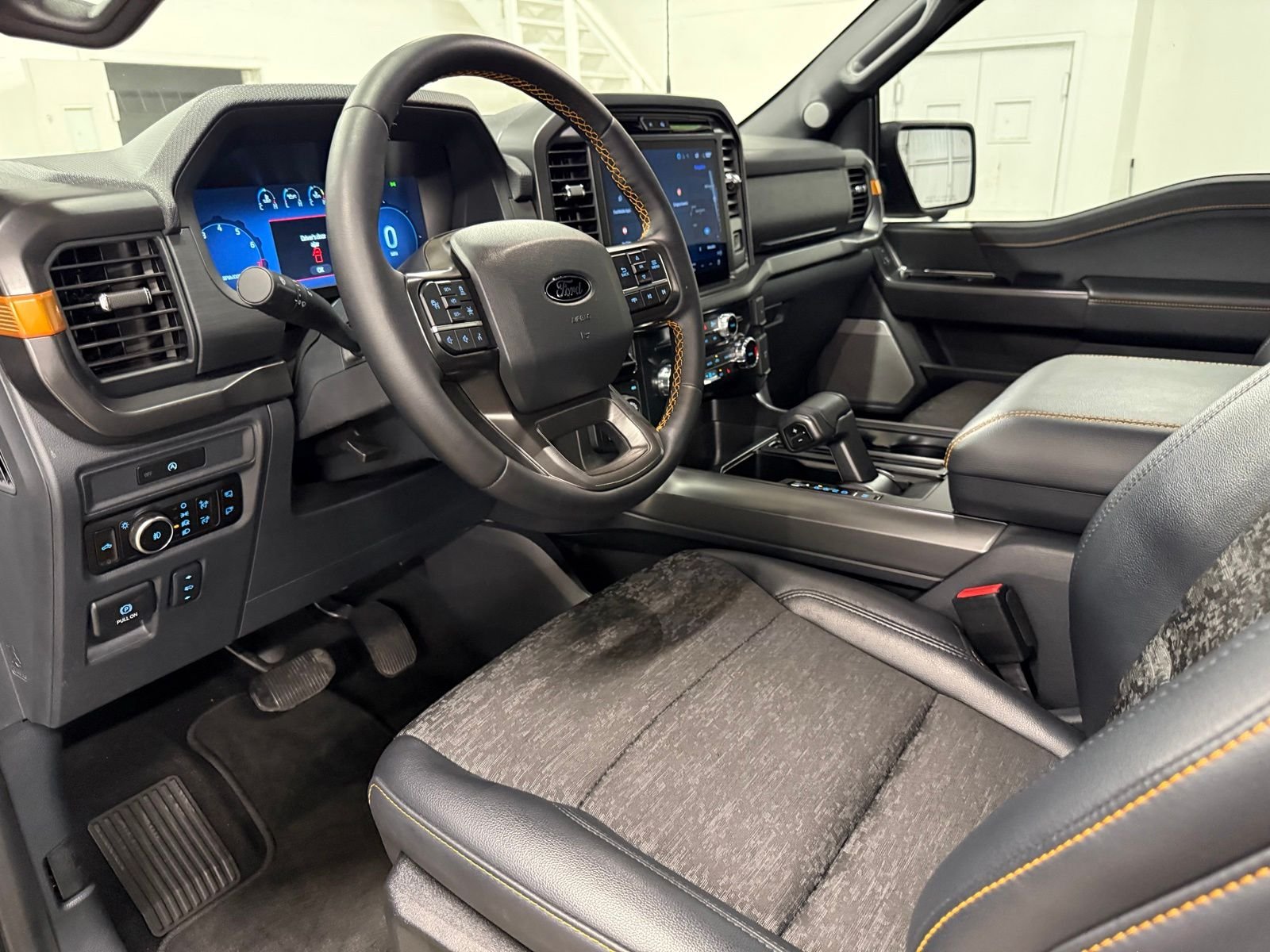 Used 2025 Gray Ford Tremor image 16