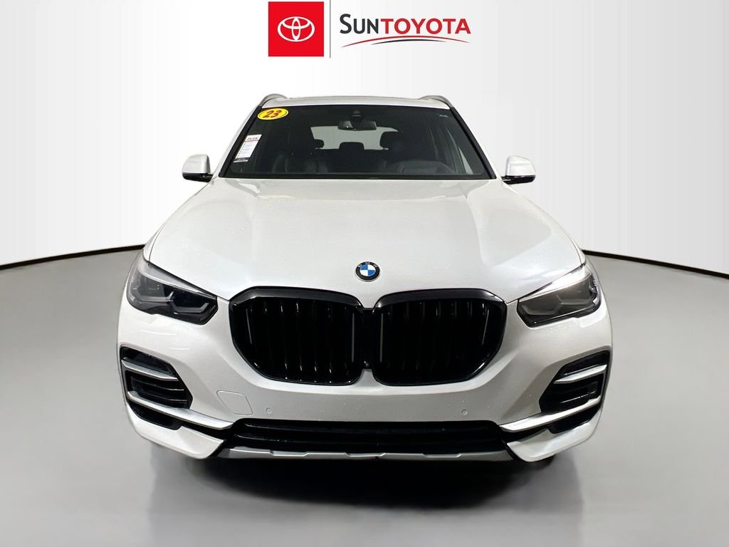 Used 2023 White BMW xDrive40i image 10