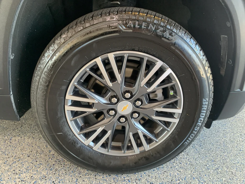 Used 2026 Sterling Gray Metallic Chevrolet LT image 36