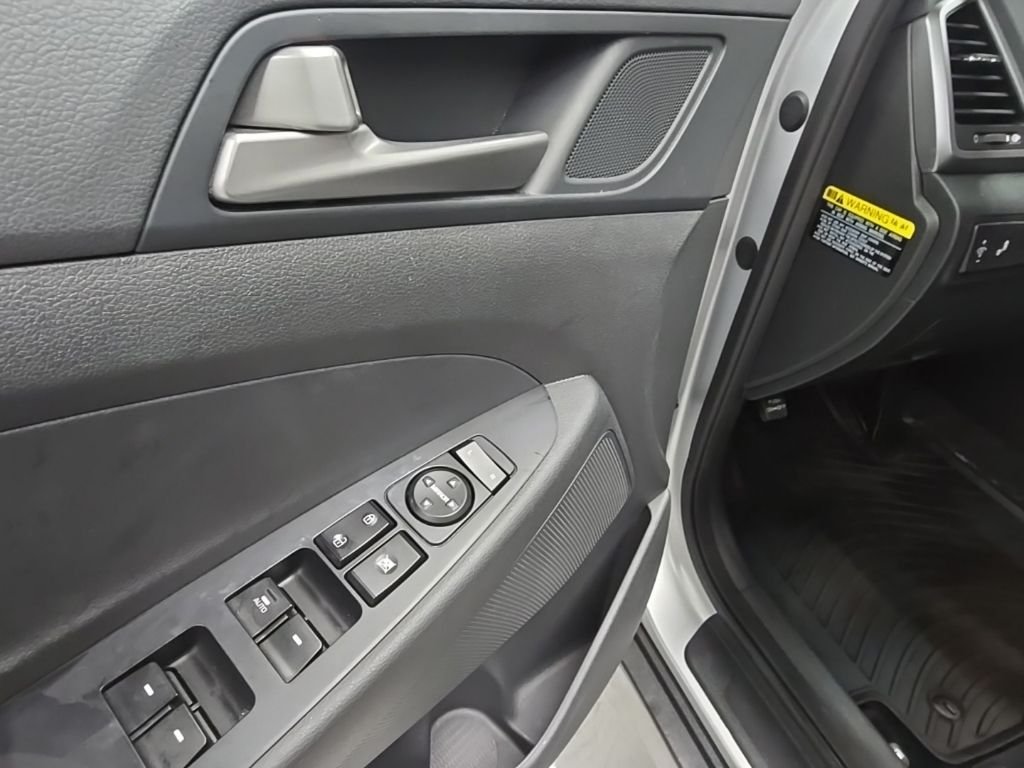 Certified Used 2018 Silver Hyundai SEL Plus image 10