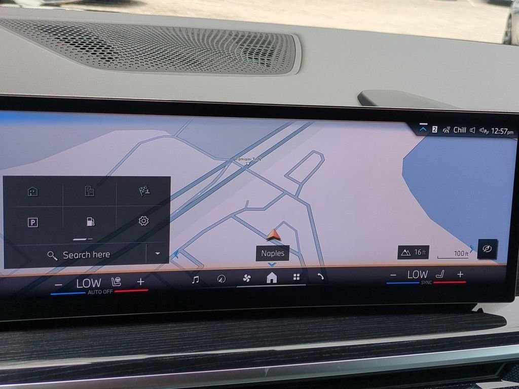 New 2026 Manhattan Green Metallic BMW xDrive40i image 22