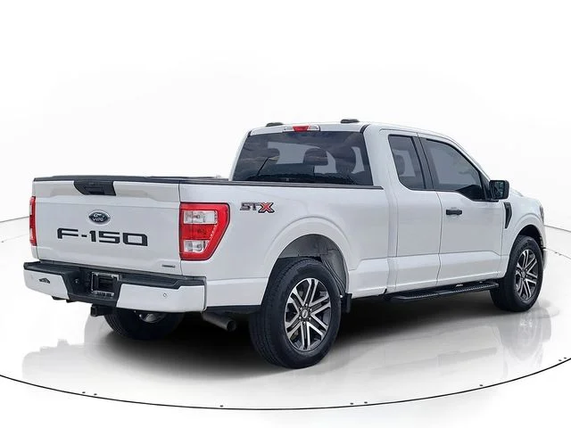 Used 2023 White Ford XL image 5