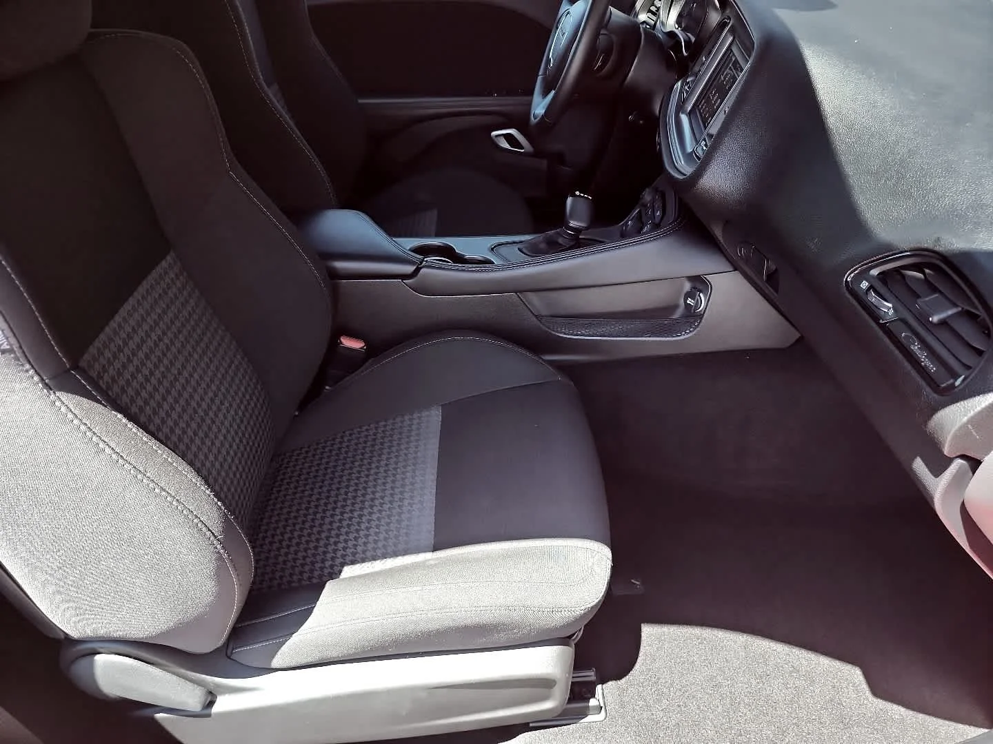 Used 2023 Torred Clearcoat Dodge GT image 18