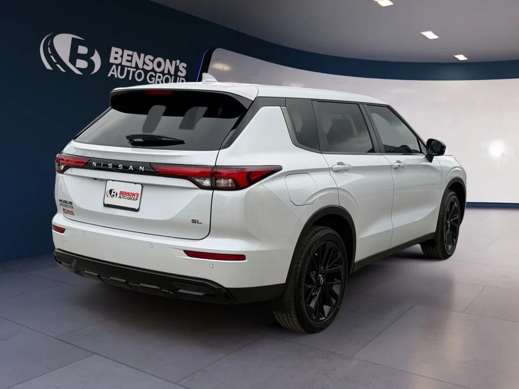 New 2026 White Nissan SL image 5