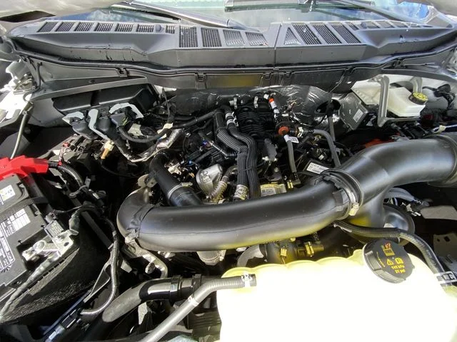 2025 Ford F-150 Lariat - Photo 26