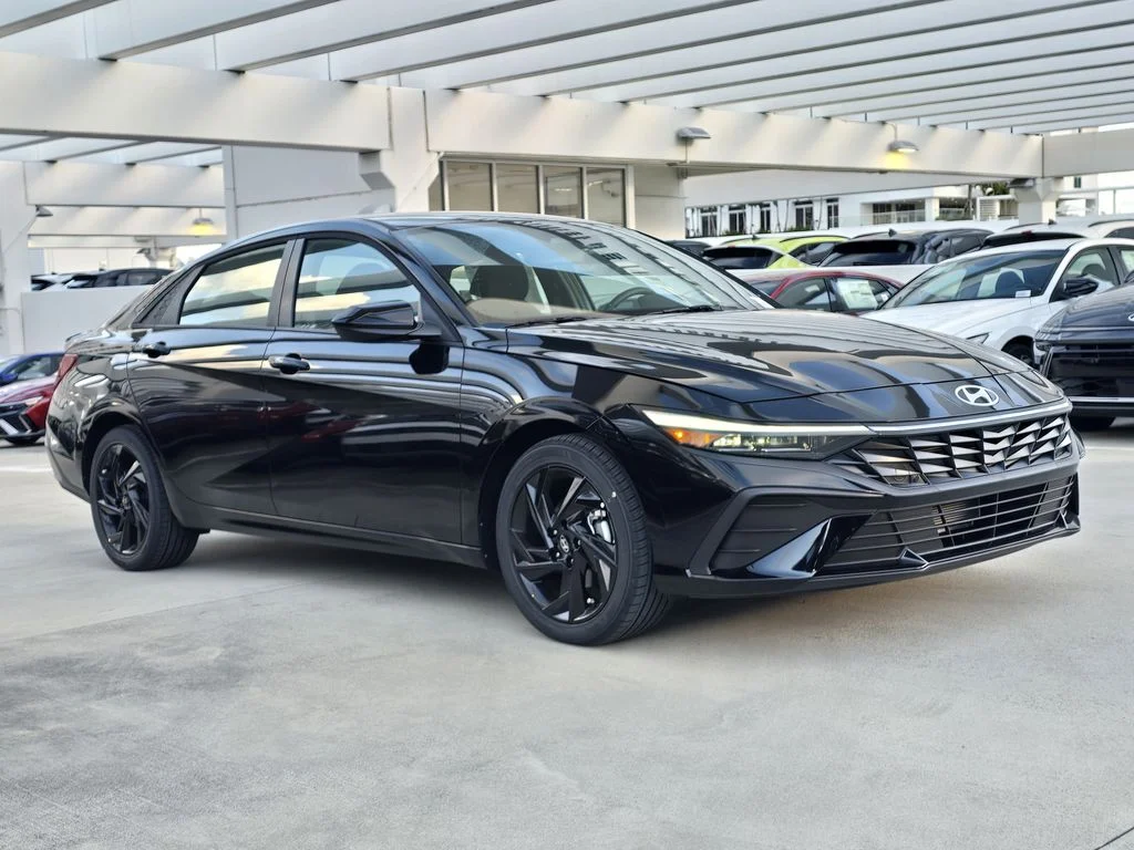New 2026 Black Hyundai SEL Sport image 2