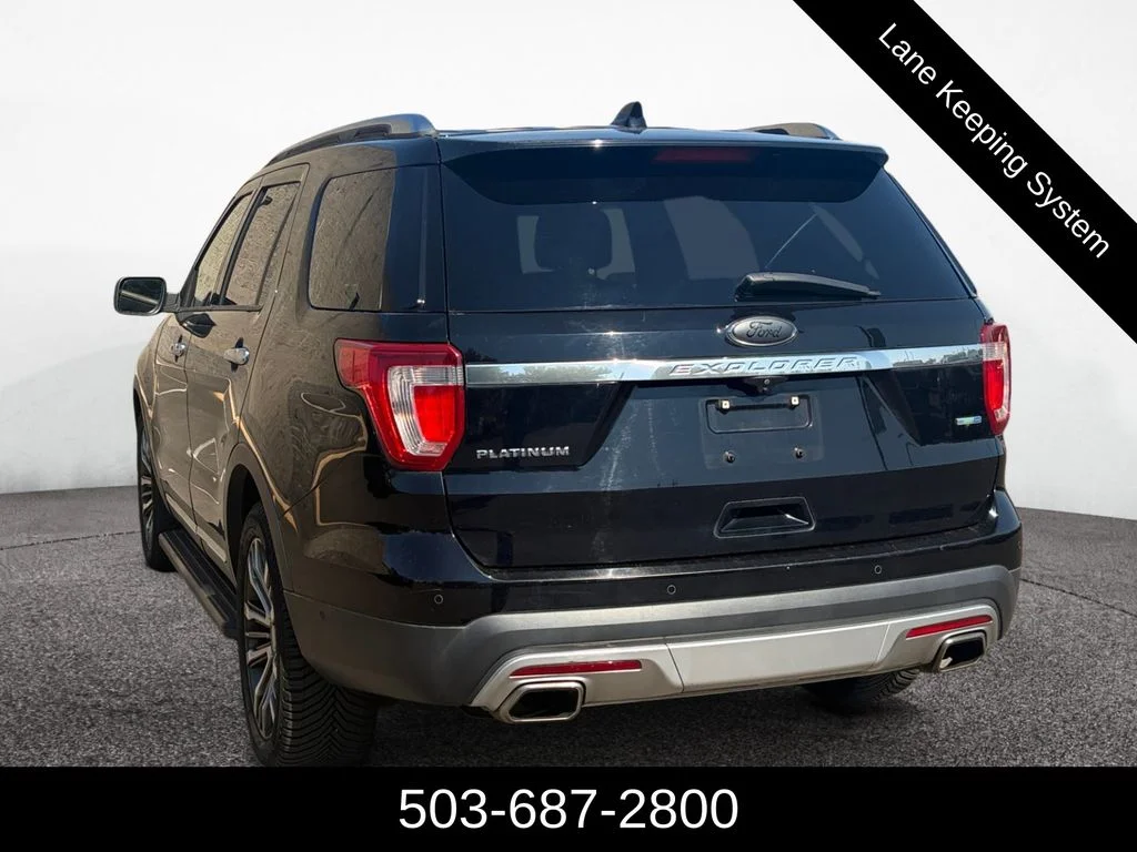 Used 2017 Black Ford Platinum image 3