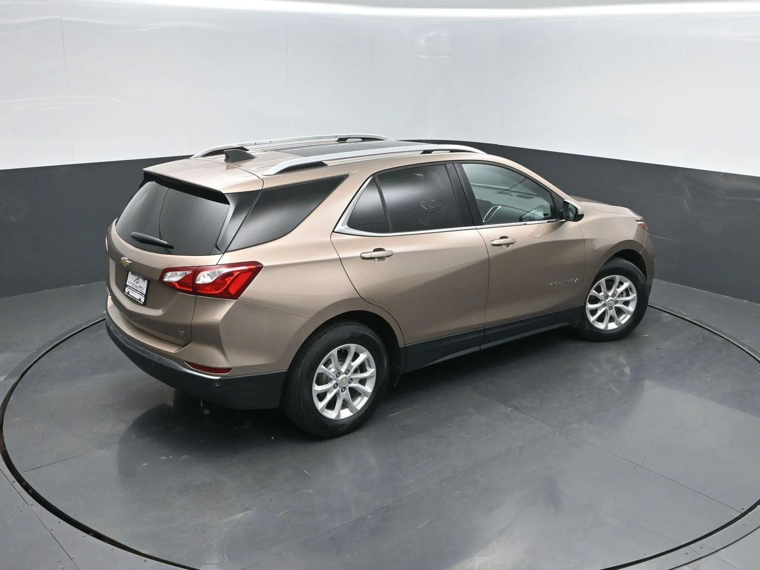Used 2018 Sandy Ridge Metallic Chevrolet LT image 38