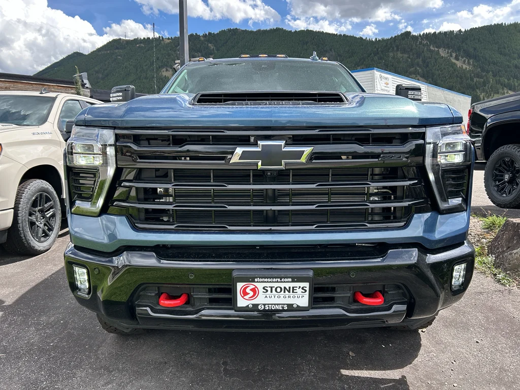 2026 Chevrolet Silverado 3500 HD LTZ - Photo 2