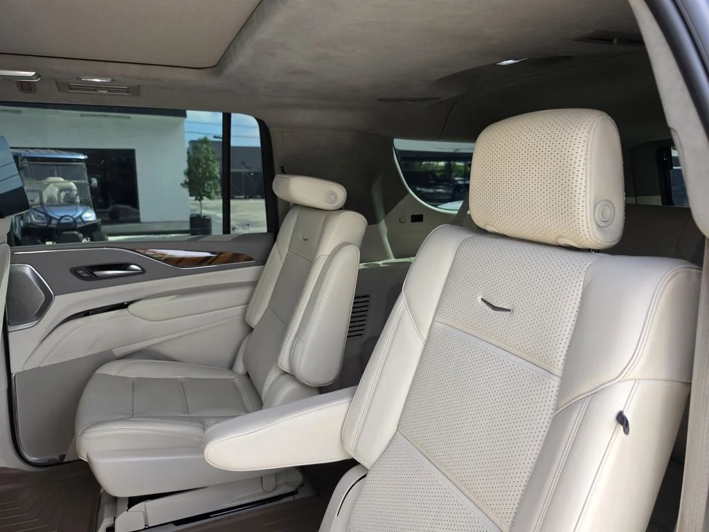 Used 2023 Black Cadillac Sport Platinum image 11