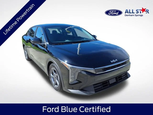 Certified Used 2025 Black Kia LXS image 1