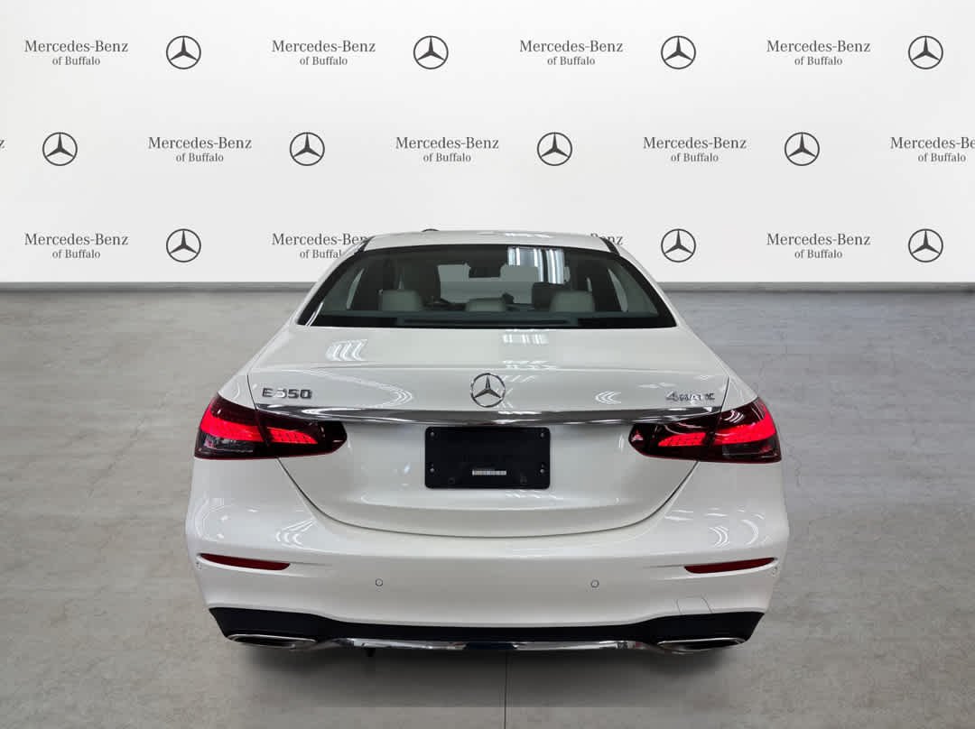 Used 2022 MANUFAKTUR Diamond White Mercedes-Benz E 350 image 6