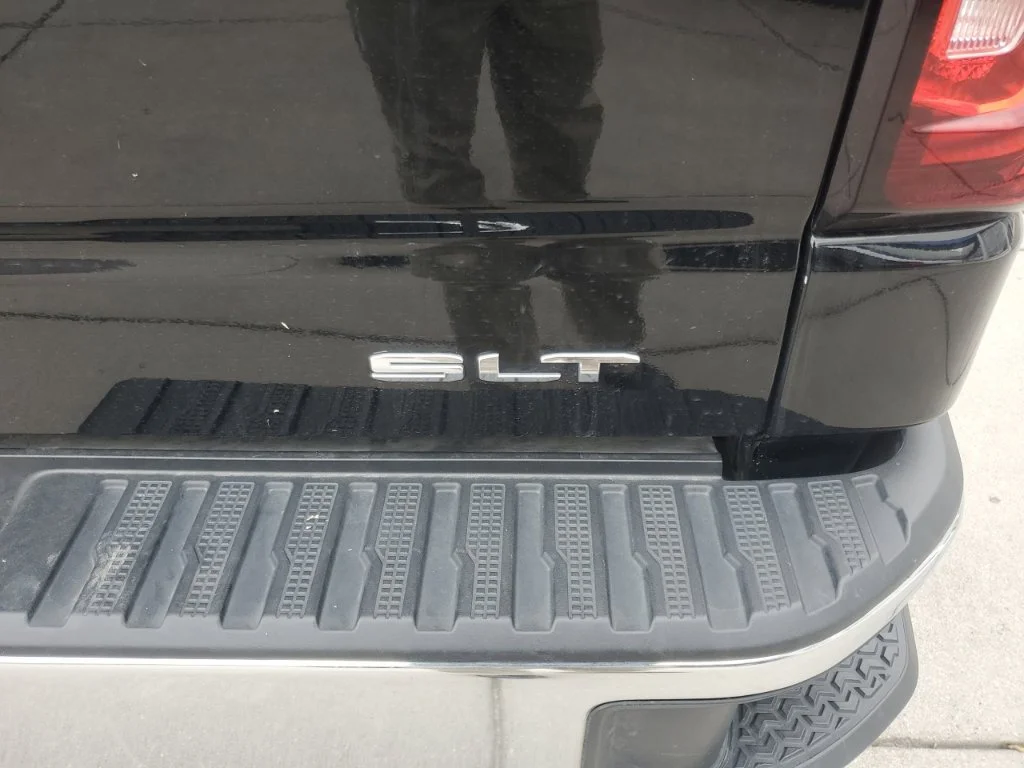 Used 2025 Black GMC SLT image 6