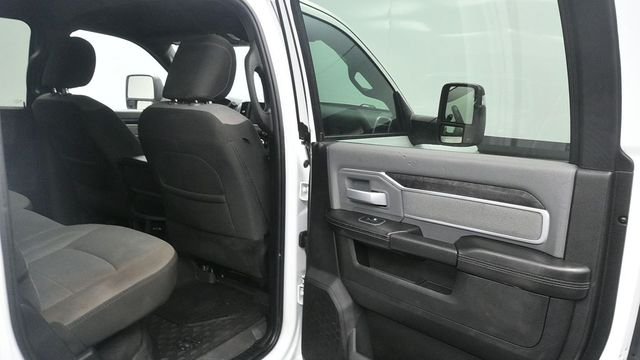 Used 2023 White Ram Big Horn image 10